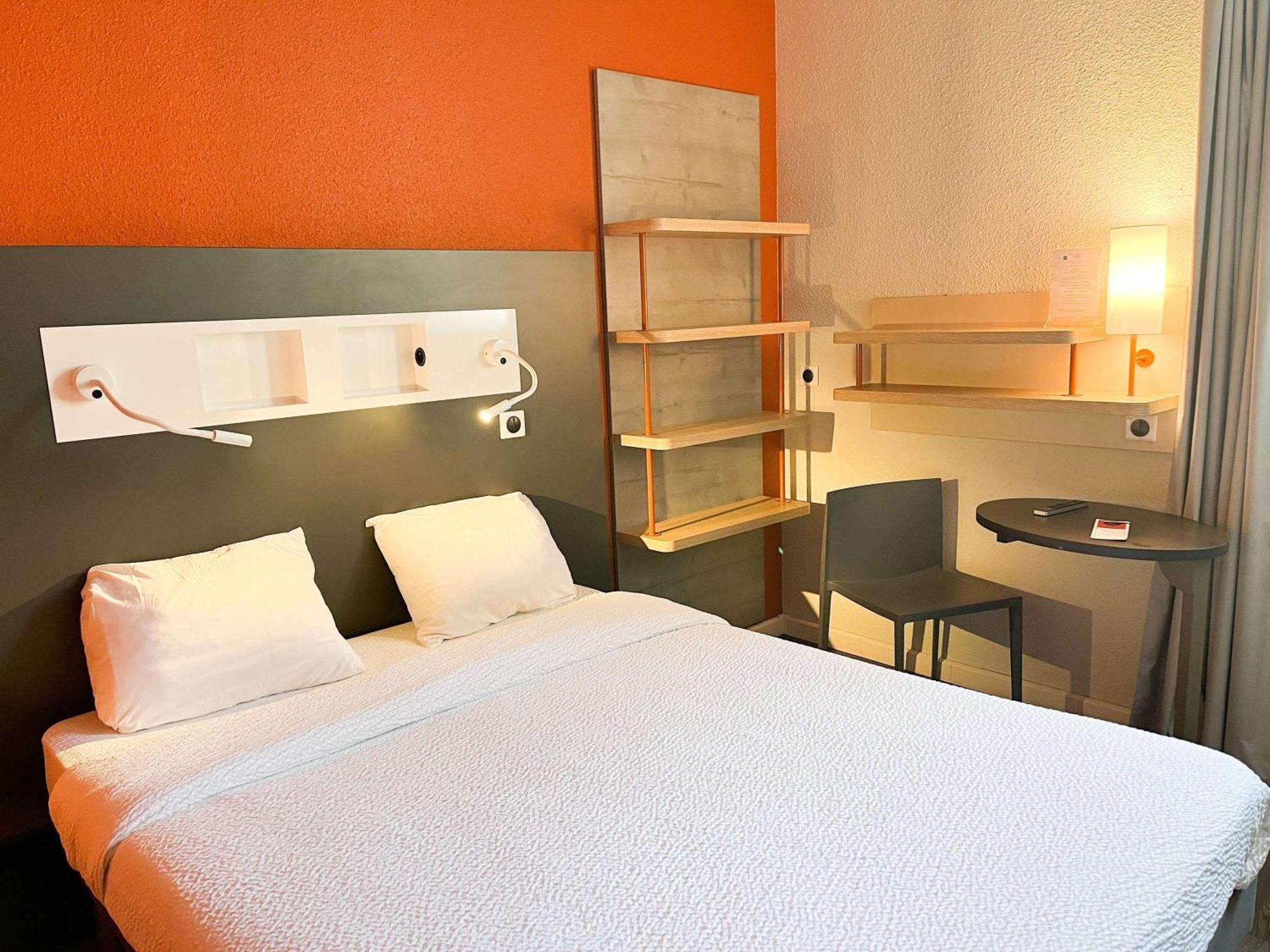 Ibis Budget Vieux Port Hotel 2*
