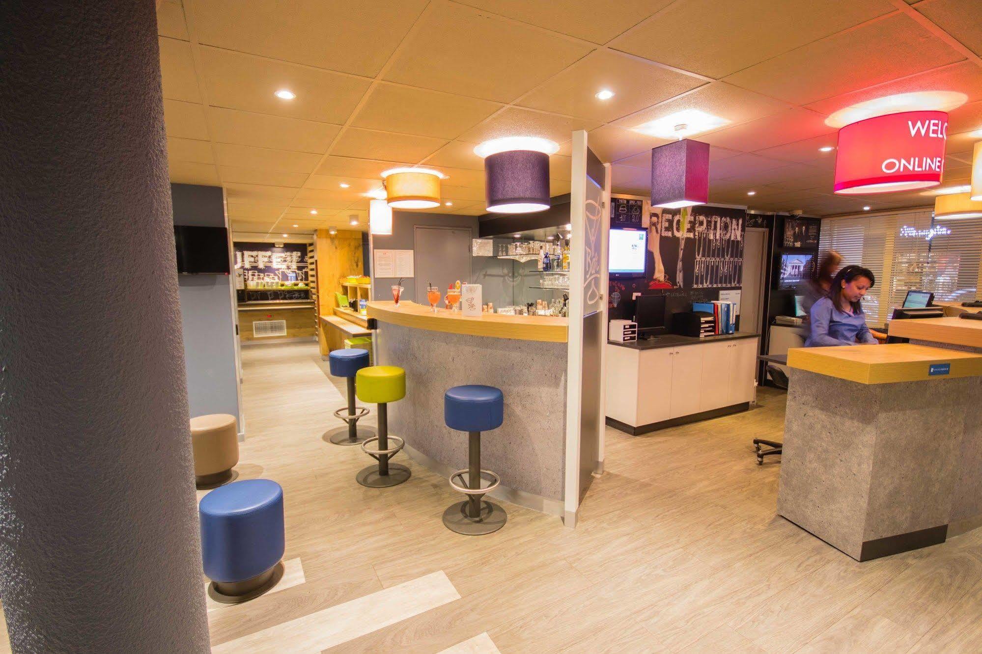 Ibis Budget Vieux Port Hotel 2*